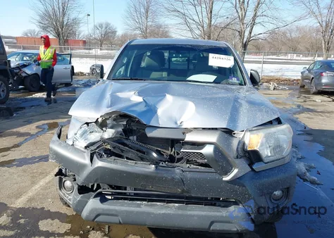 2015 Toyota Tacoma from USA, damaged, VIN 5TFTX4CN4FX055767